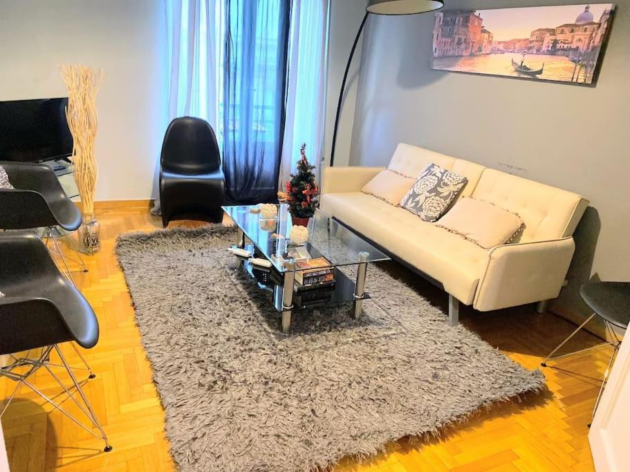 2Bdr Olympianzeus Apt With Netflix Ateny Zewnętrze zdjęcie